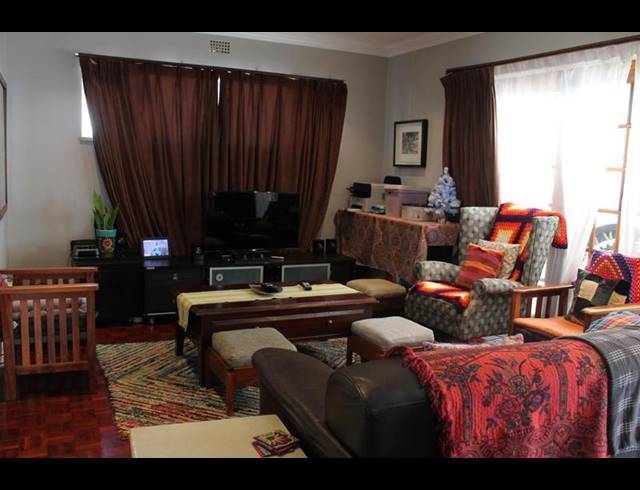 3 BEDROOM HOUSE FOR SALE IN KENSINGTON